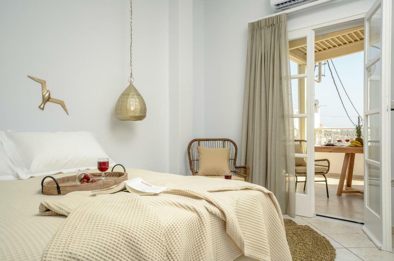 Smirida Suites Naxos City ภายนอก รูปภาพ